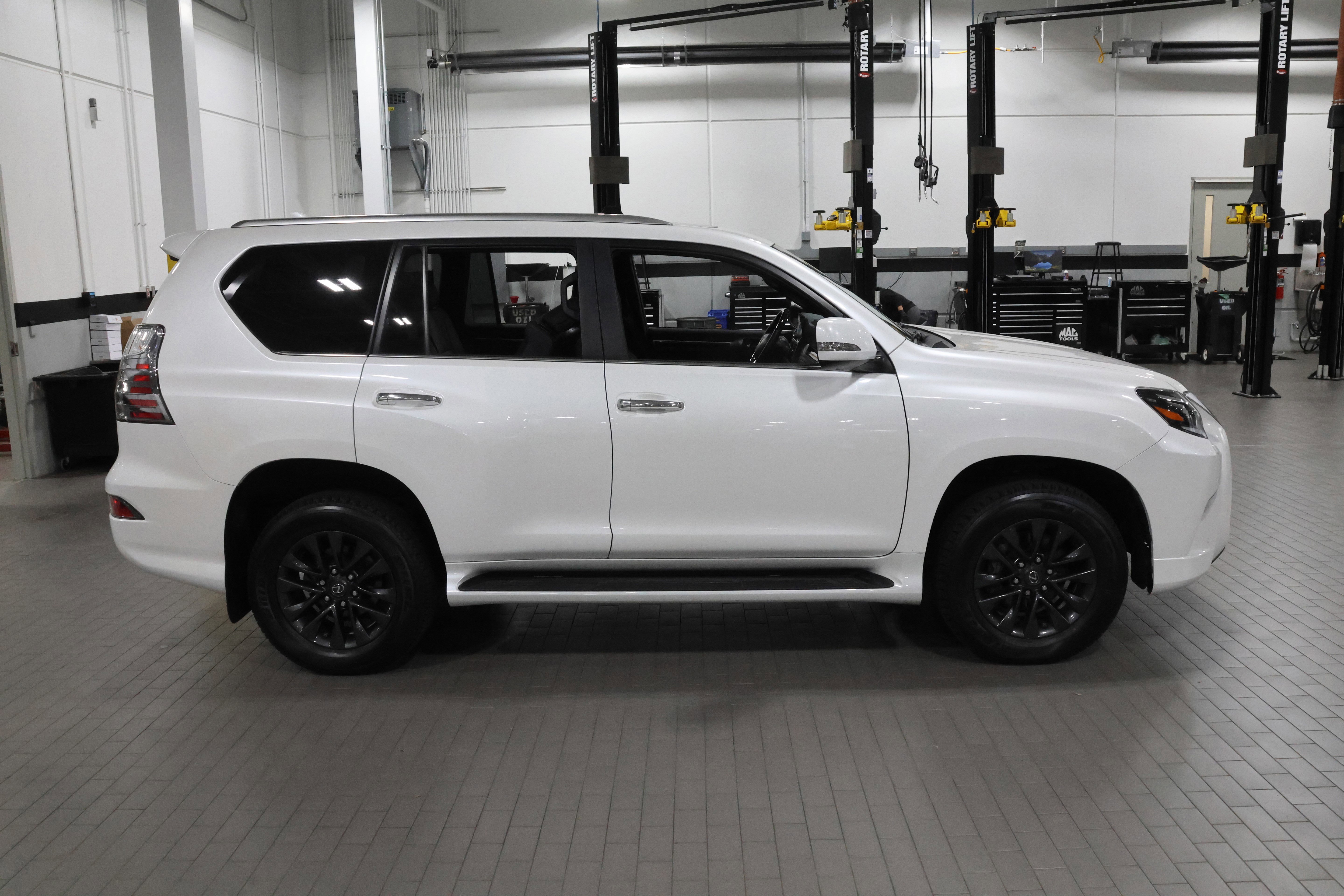 Used 2023 Lexus GX 460 Premium image 10