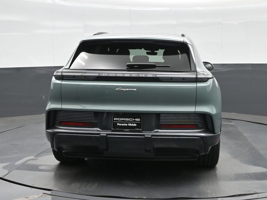 New 2026 Porsche Cayenne Electric AWD/4WD image 6