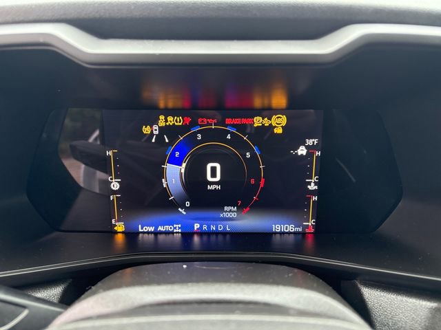 Used 2023 Chevrolet Colorado Trail Boss w/ Technology Package image 19