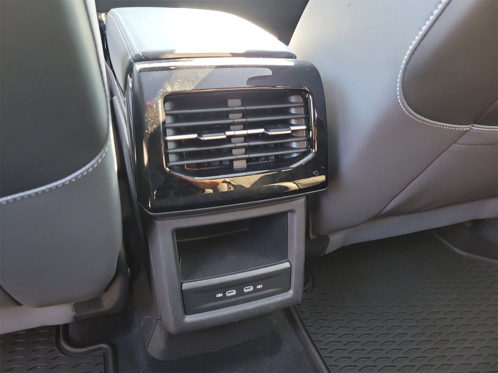 Used 2023 Volkswagen ID.4 Pro S image 14