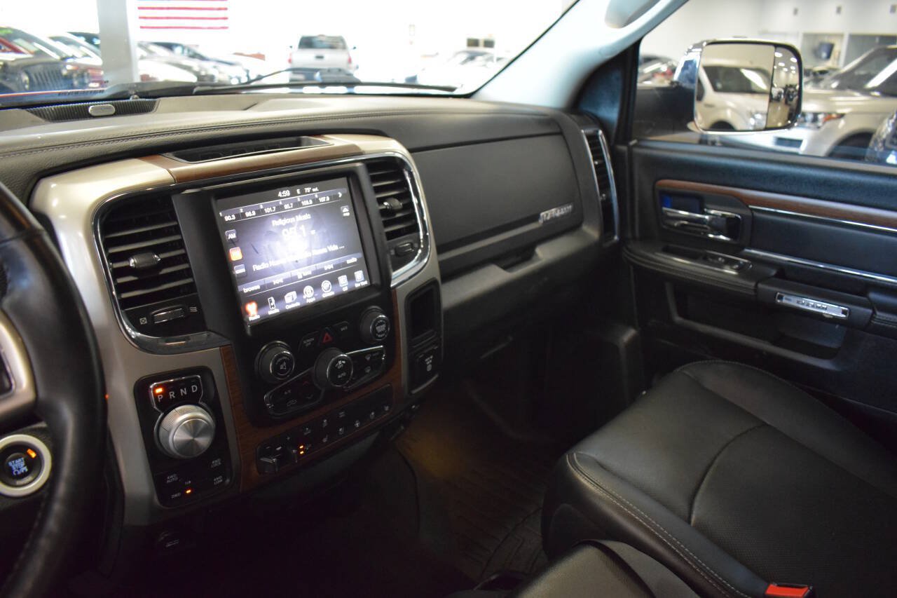 Used 2016 RAM 1500 Laramie w/ Convenience Group AWD/4WD image 47