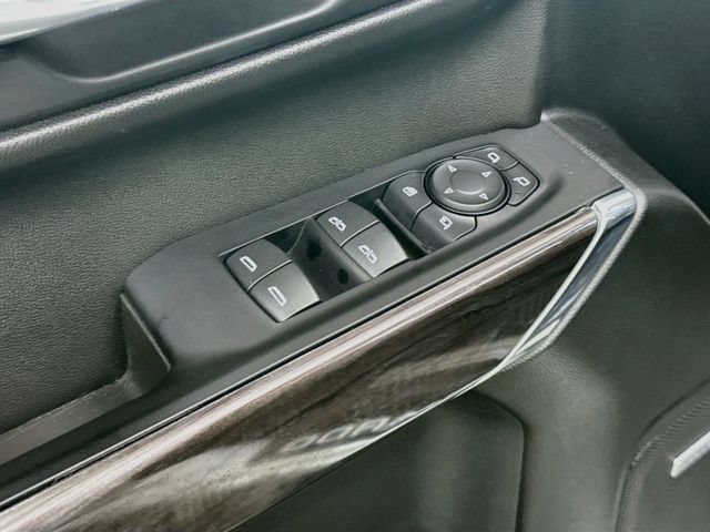 Used 2019 Chevrolet Silverado 1500 LTZ w/ LTZ Plus Package AWD/4WD image 18