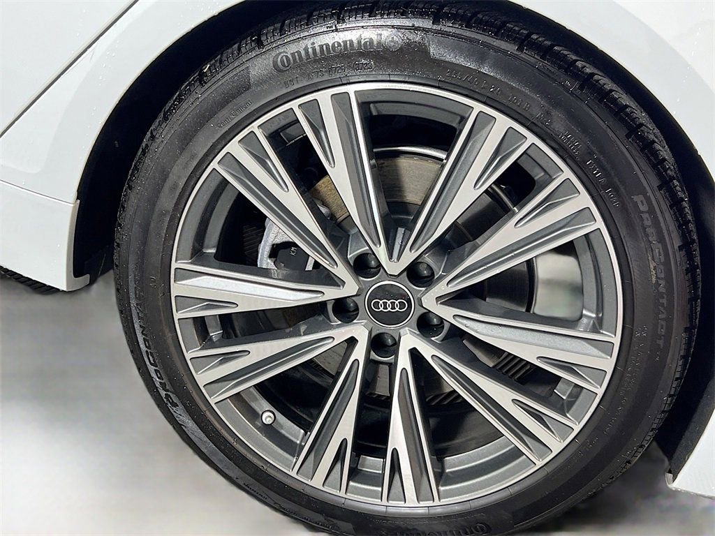 Used 2024 Audi A6 2.0T Premium w/ Convenience Package image 31