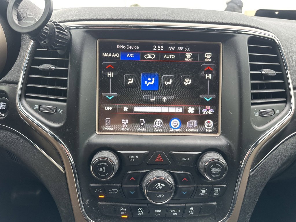 Used 2017 Jeep Grand Cherokee Limited image 10