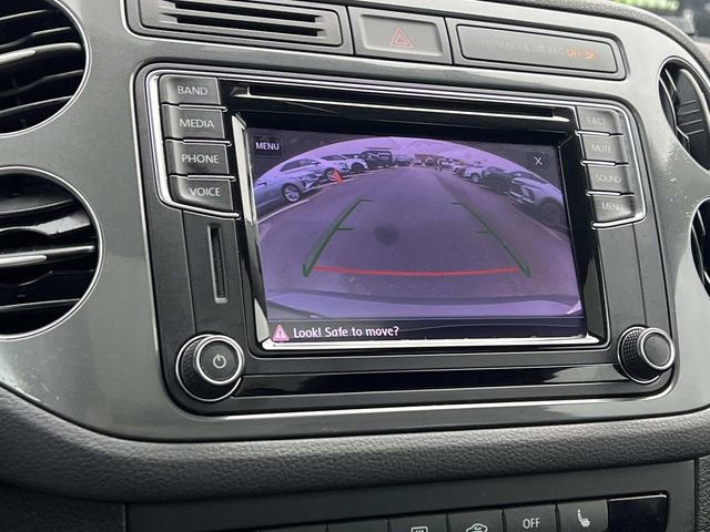 Used 2017 Volkswagen Tiguan Wolfsburg Edition image 21