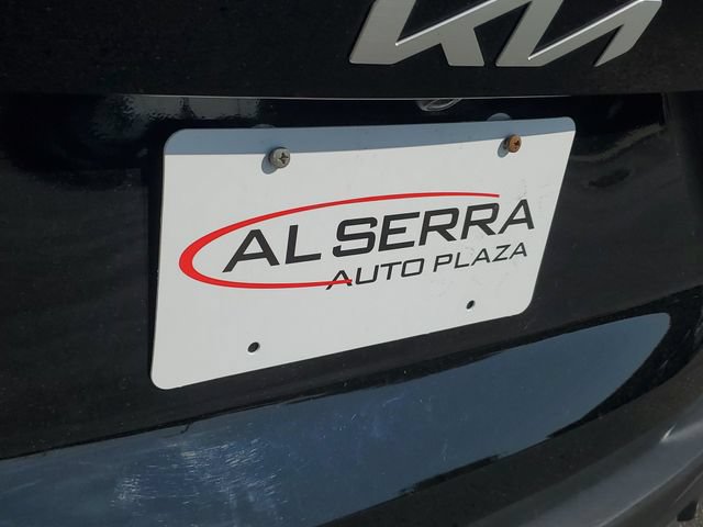 Certified 2023 Kia Sorento LX FWD image 6