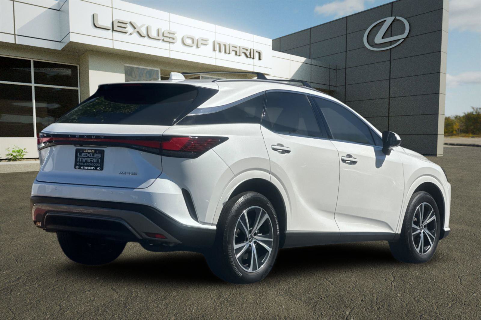 Used 2024 Lexus RX 350 Premium w/ Accessory Package (Z1) FWD image 9