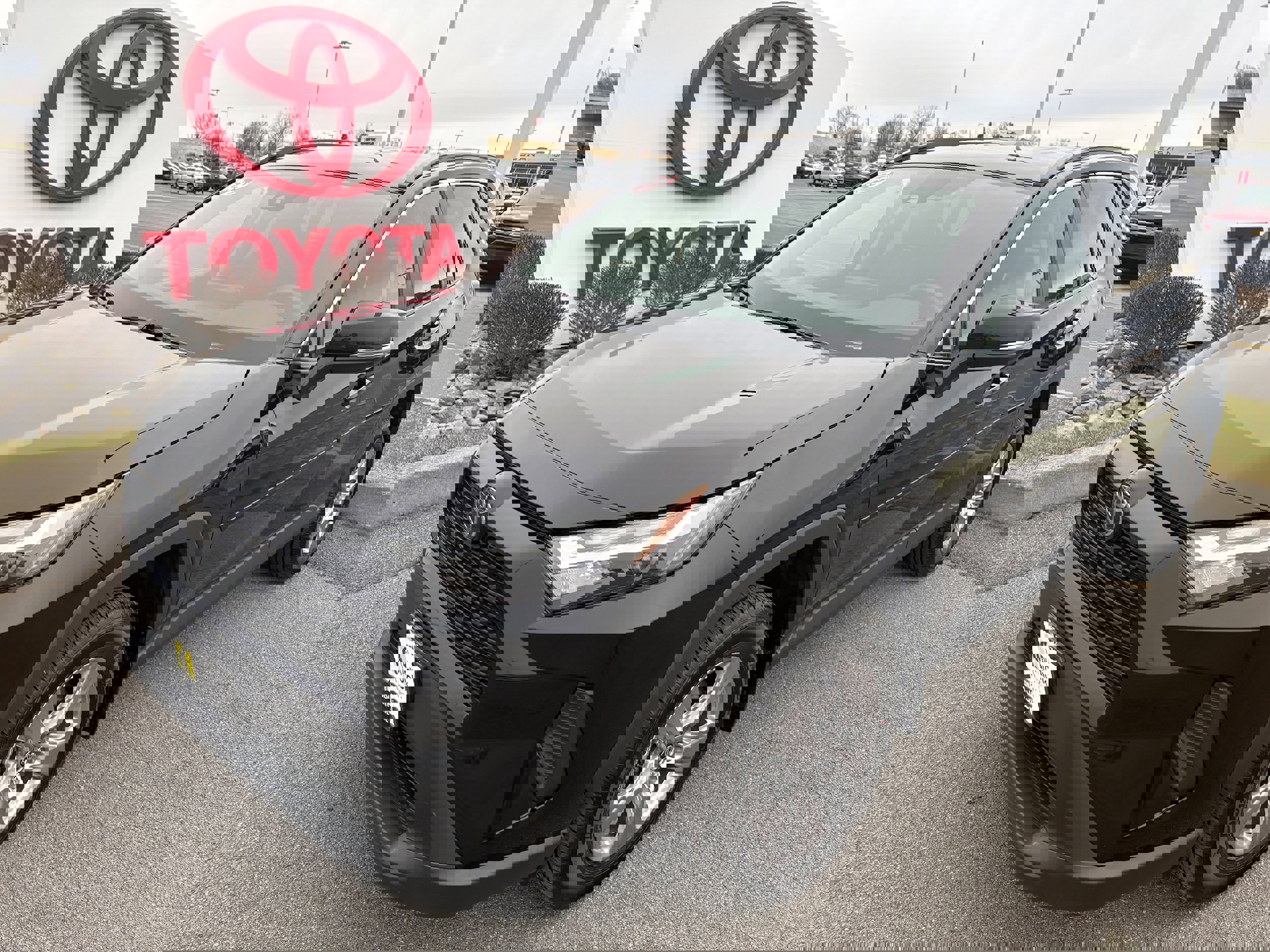 Certified 2025 Toyota RAV4 XLE image 10