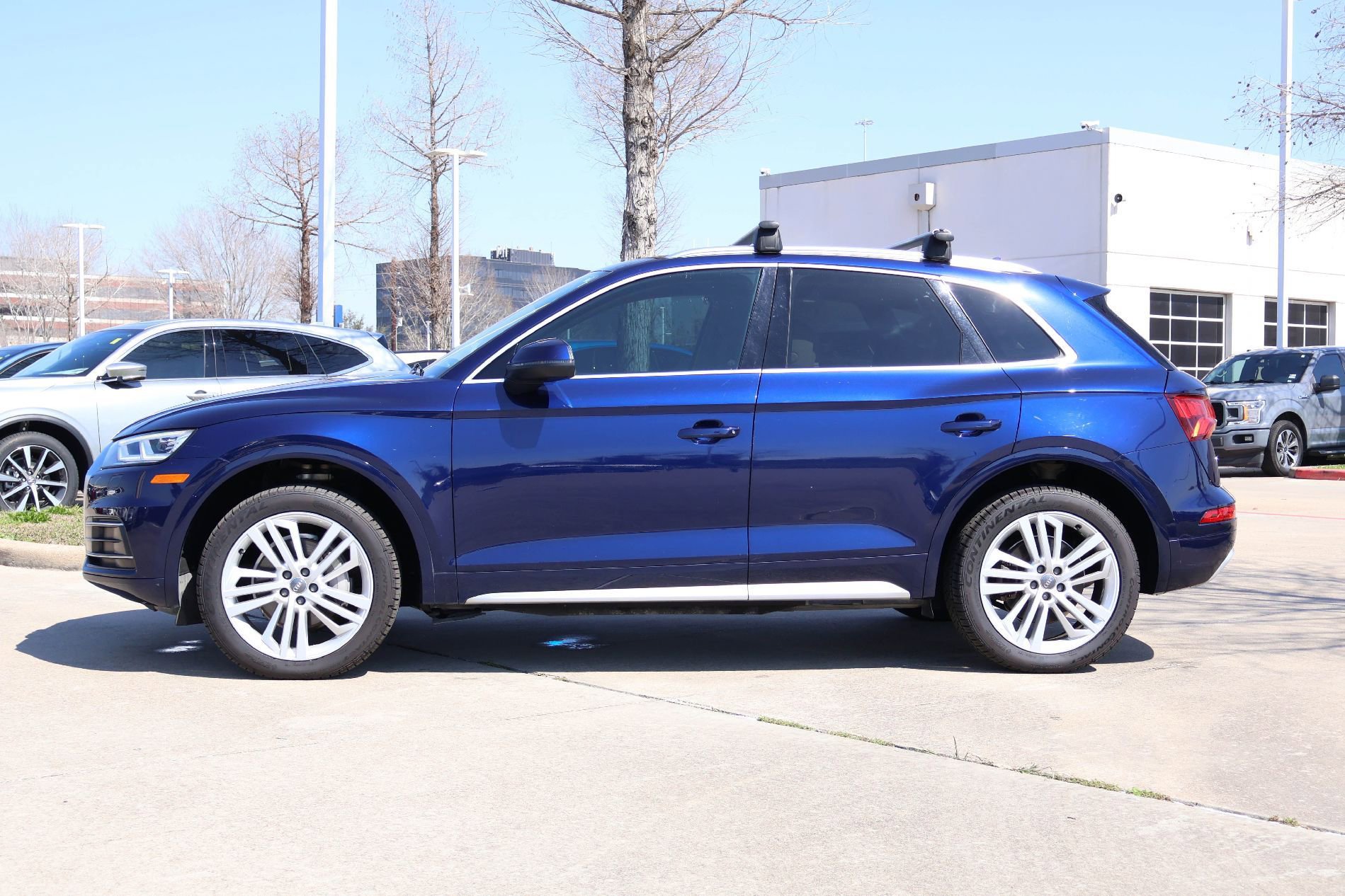 Used 2018 Audi Q5 2.0T Premium Plus w/ Premium Plus Package image 3
