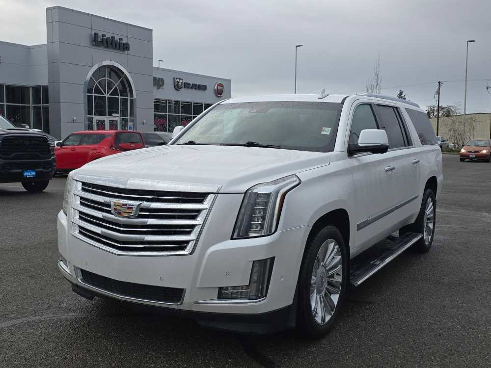 Used 2019 Cadillac Escalade ESV Platinum image 1