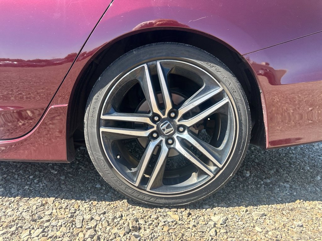 Used 2016 Honda Accord Sport image 5