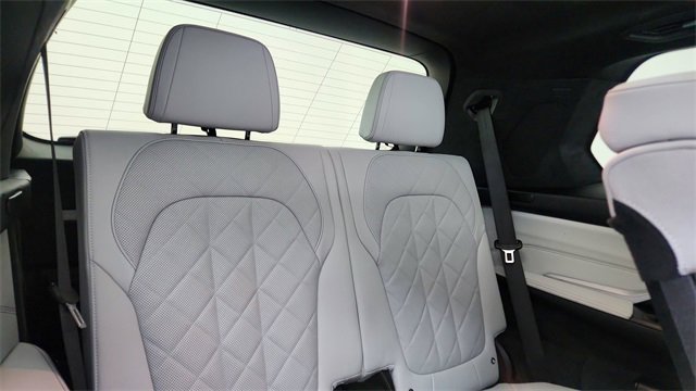 Used 2023 BMW X7 xDrive40i w/ M Sport Package image 29
