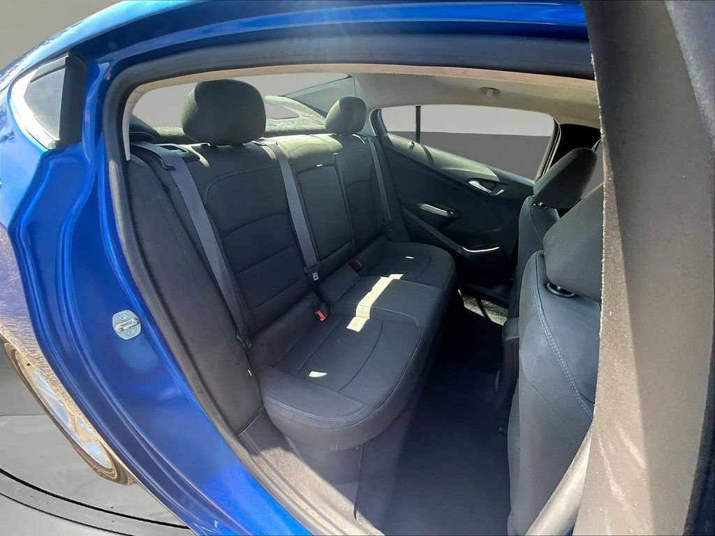 Used 2016 Chevrolet Cruze LT w/ Sun And Sound Package FWD image 27
