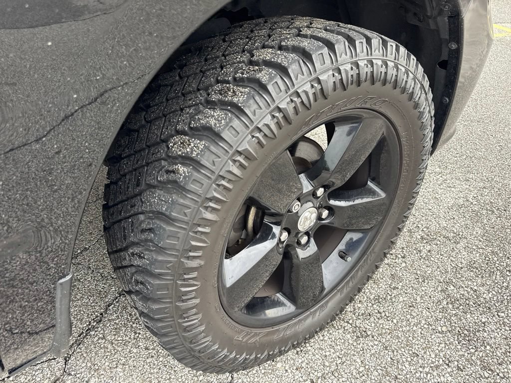 Used 2014 RAM 1500 Express w/ Black Ram 1500 Express Group AWD/4WD image 39