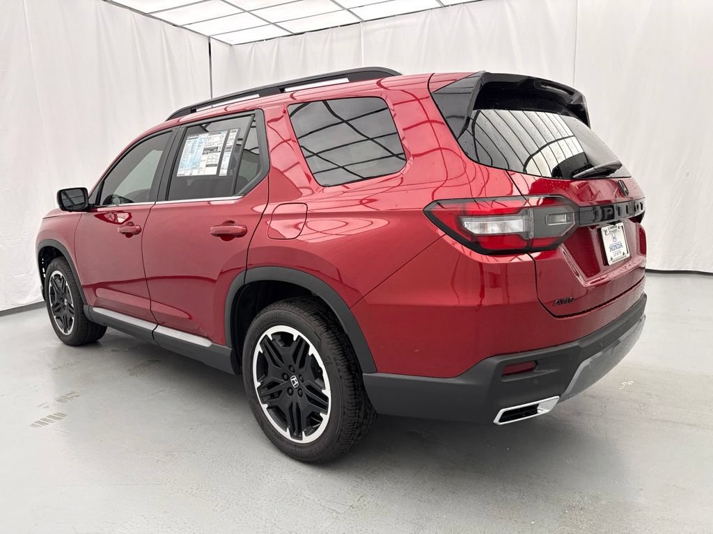New 2026 Honda Pilot Touring image 5