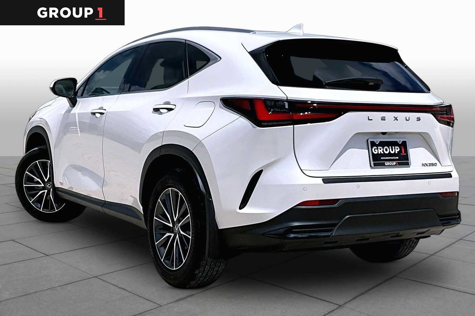 Used 2025 Lexus NX 250 FWD w/ Towing Package (2000 Lbs) image 10