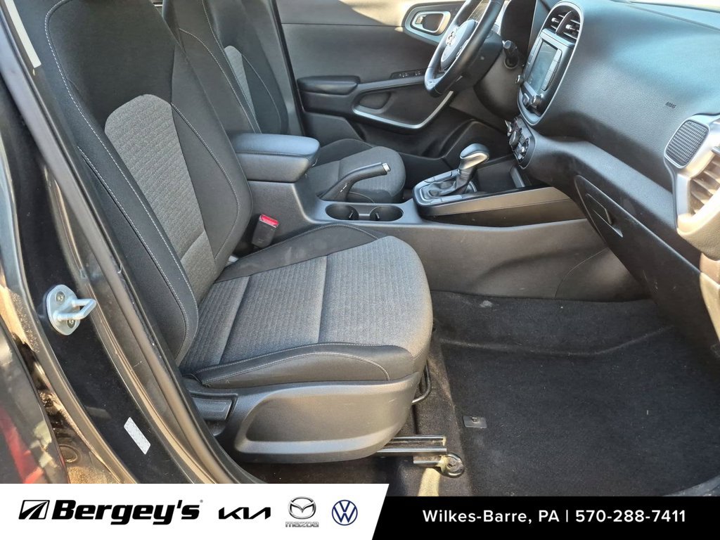 Used 2020 Kia Soul GT-Line w/ GT 2.0L Power Sunroof Package FWD image 35