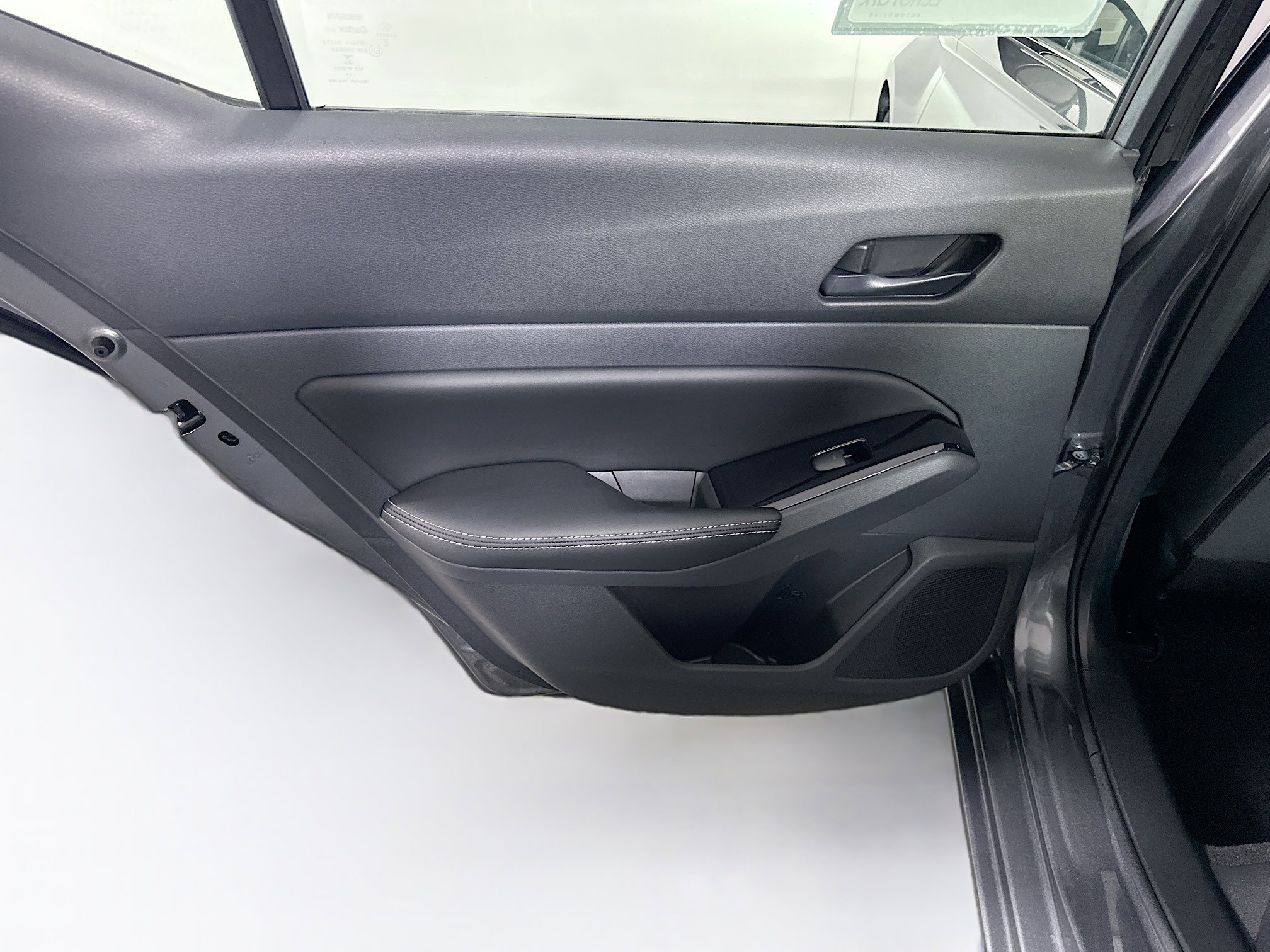 Used 2023 Nissan Altima 2.5 SV FWD image 25