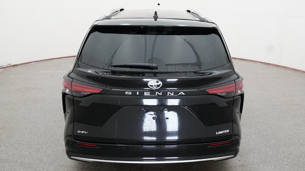 New 2026 Toyota Sienna Limited FWD image 7