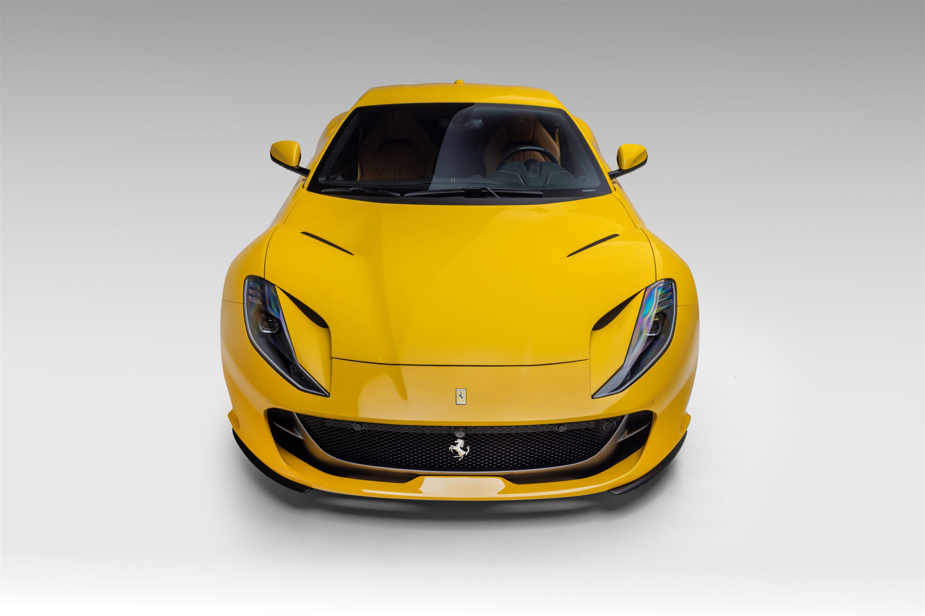 Used 2019 Ferrari 812 Superfast image 4