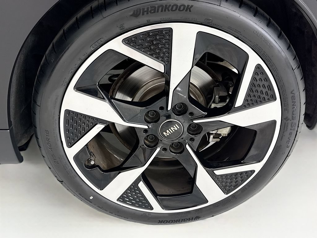 Certified 2025 MINI Cooper S FWD image 27