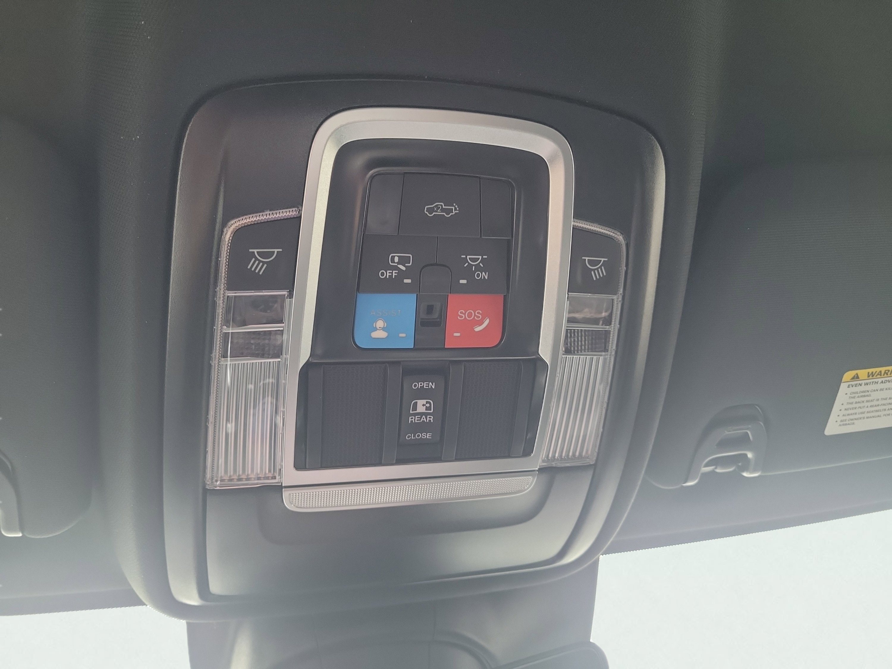 New 2026 RAM 2500 Laramie AWD/4WD image 35