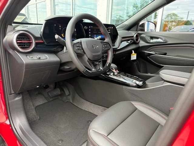 New 2026 Chevrolet Trax RS w/ Sunroof Package FWD image 9