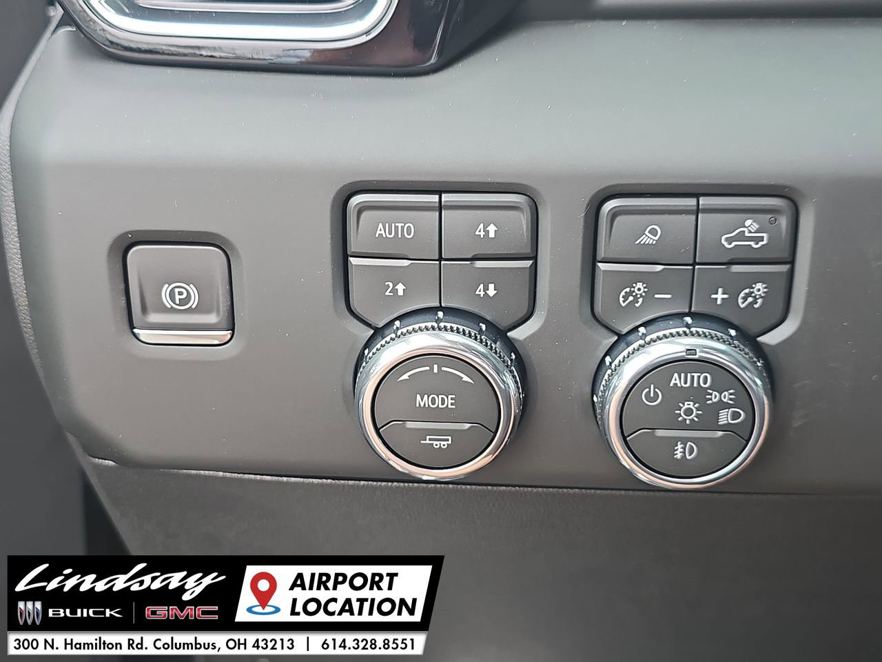 New 2026 GMC Sierra 2500 Denali w/ Technology Package AWD/4WD image 19