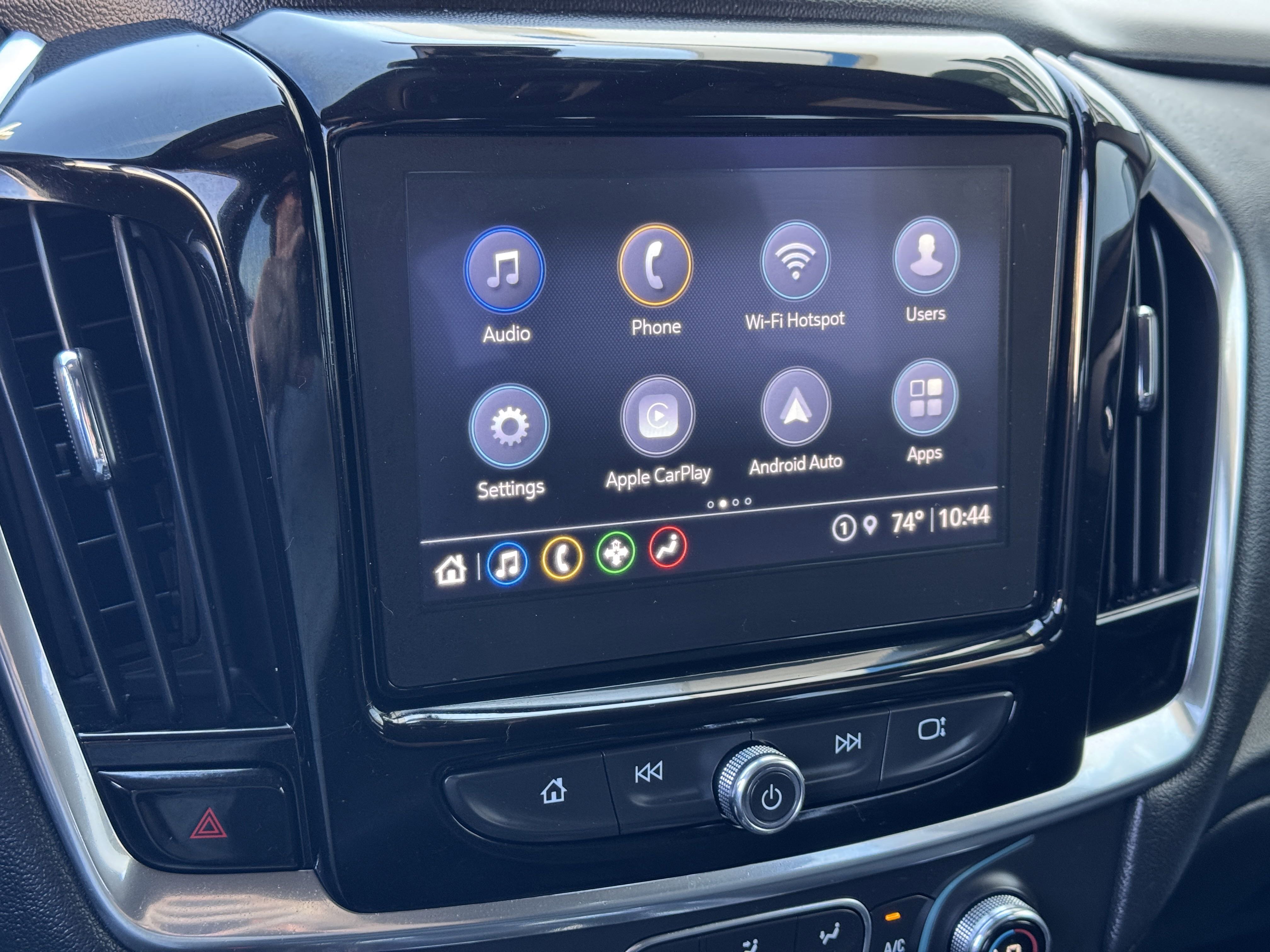 Used 2023 Chevrolet Traverse LT w/ Rear Camera Mirror Package image 22