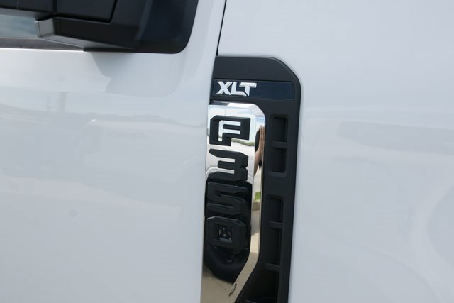 New 2026 Ford F350 XLT image 9