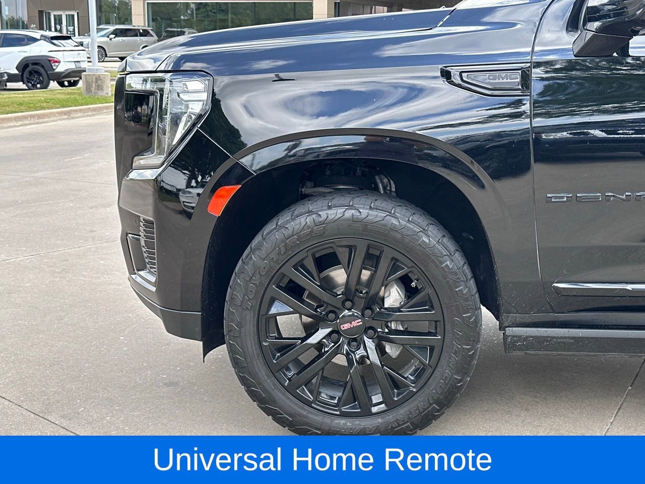 Used 2021 GMC Yukon Denali w/ Denali Ultimate Package image 10