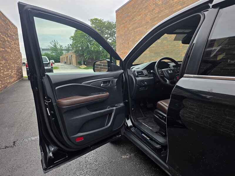 Used 2025 Honda Ridgeline RTL image 18