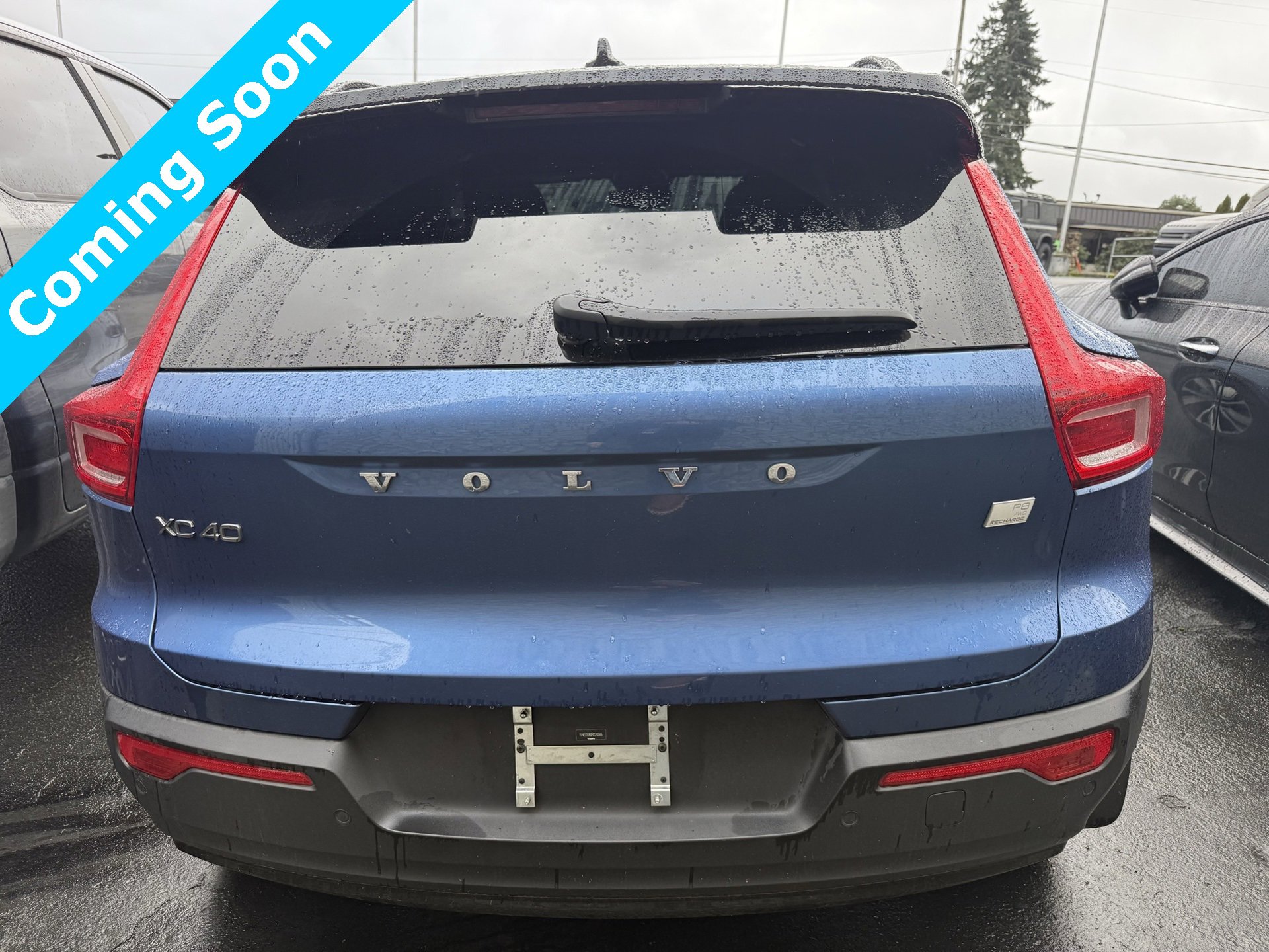 Used 2021 Volvo XC40 P8 Recharge w/ Advanced Package image 6