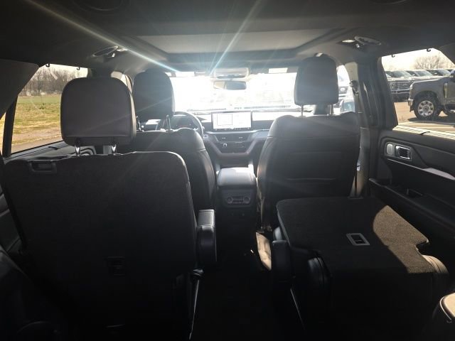 Certified 2025 Ford Explorer ST image 12