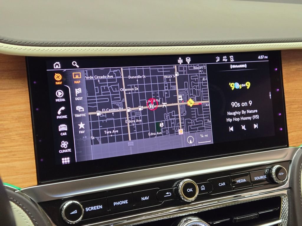 Used 2023 Bentley Flying Spur Plug-In Hybrid image 36