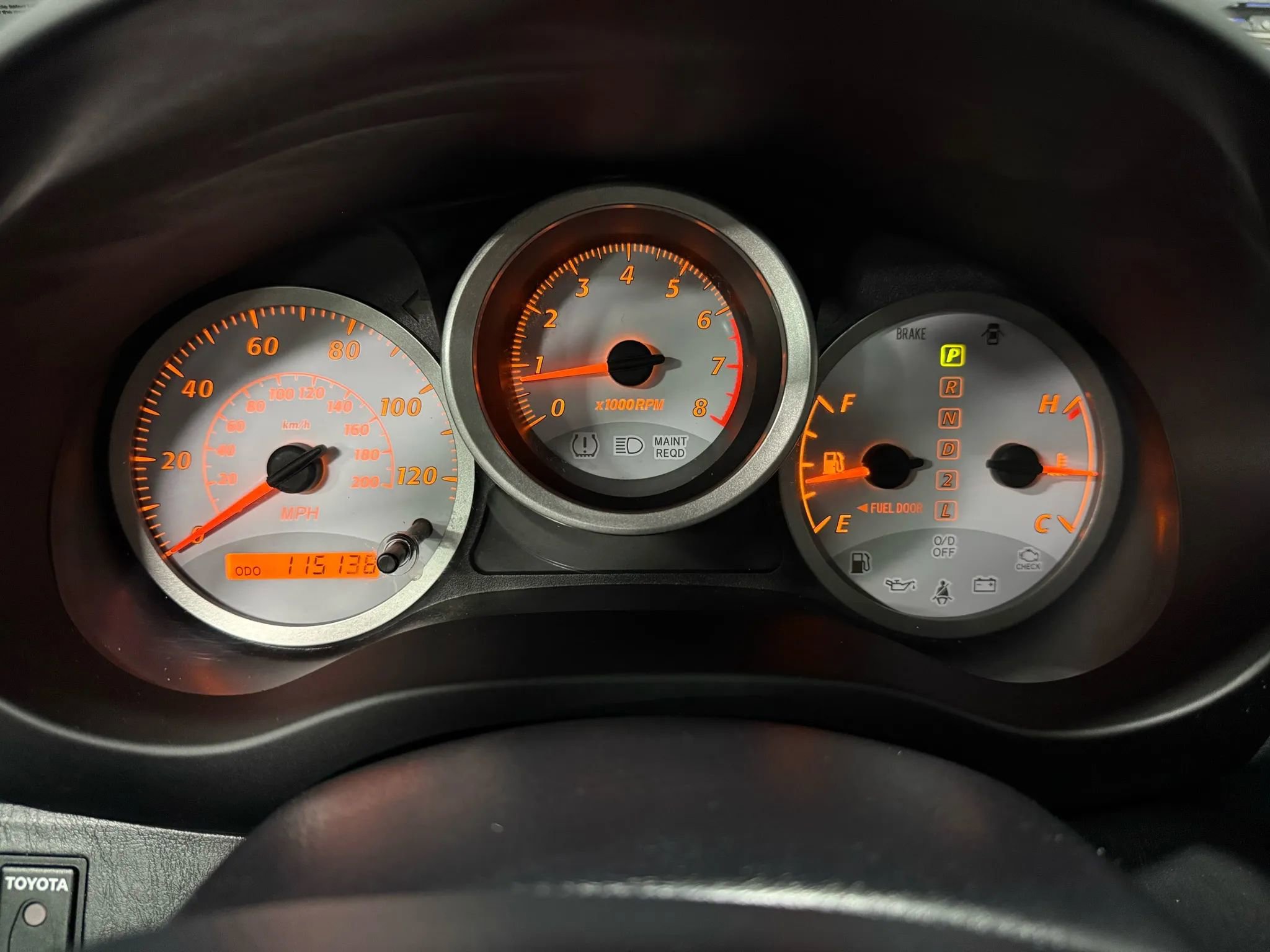 Used 2004 Toyota RAV4 Sport Utility 4D image 34