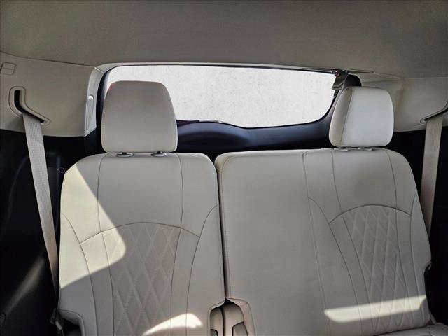 Used 2023 Buick Enclave Avenir w/ Avenir Technology Package FWD image 17