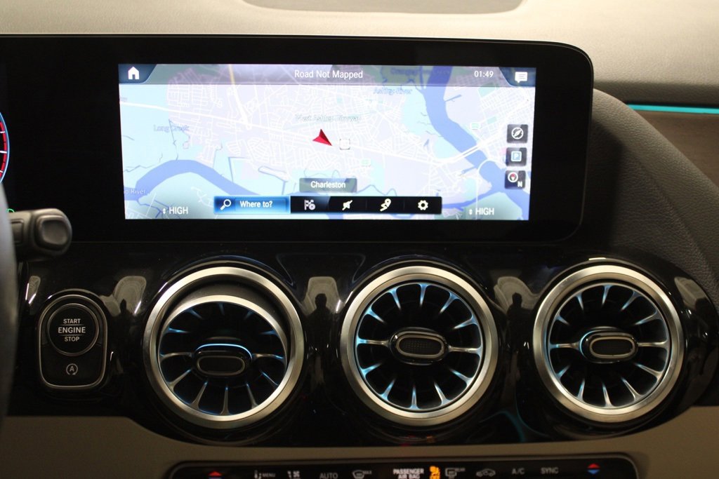 Certified 2022 Mercedes-Benz GLA 250 image 30