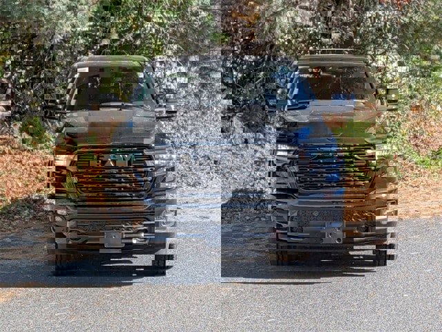 New 2026 RAM 1500 4x4 Crew Cab image 2
