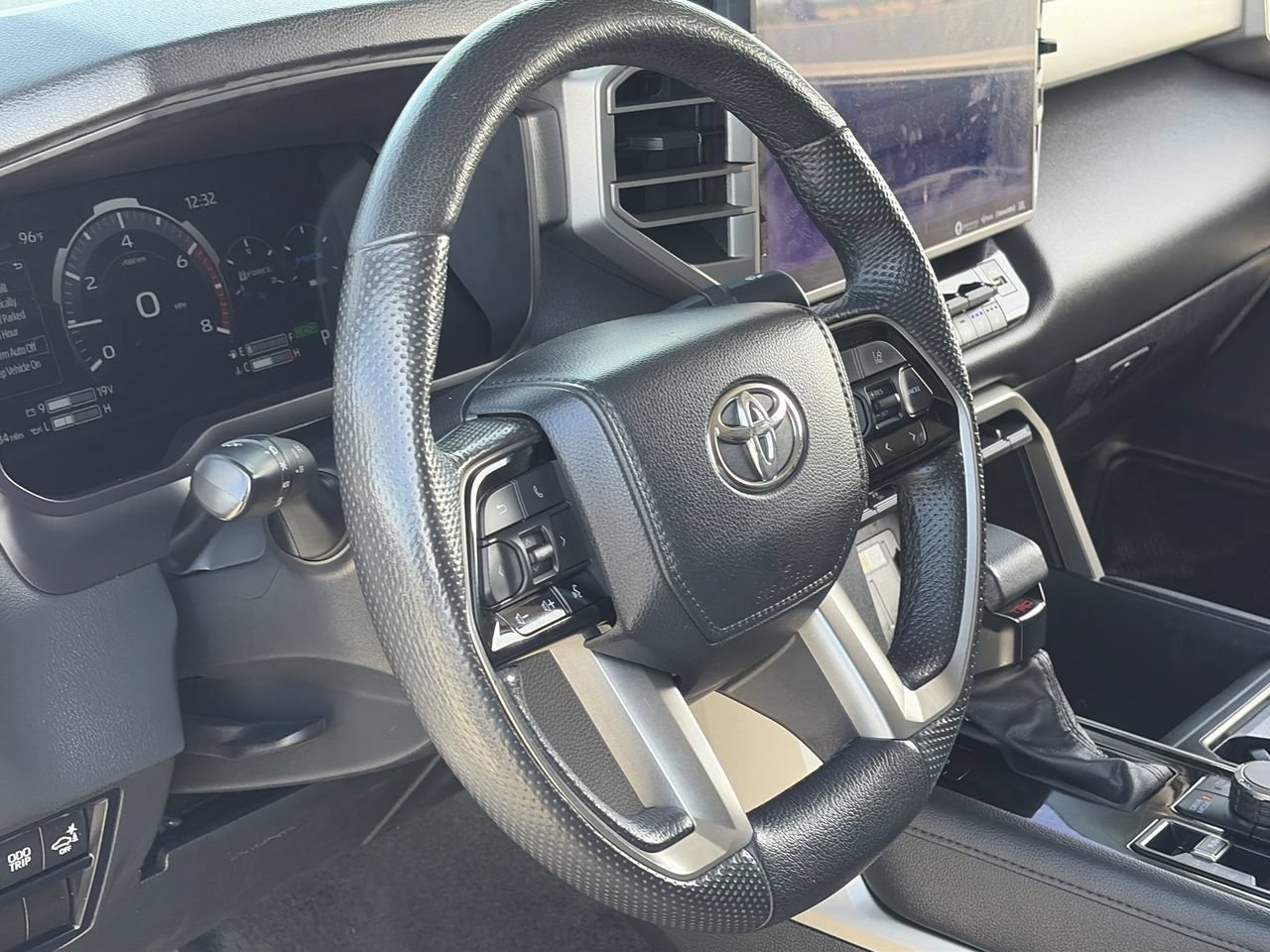 Used 2024 Toyota Tundra Limited w/ TRD Off-Road Package AWD/4WD image 12