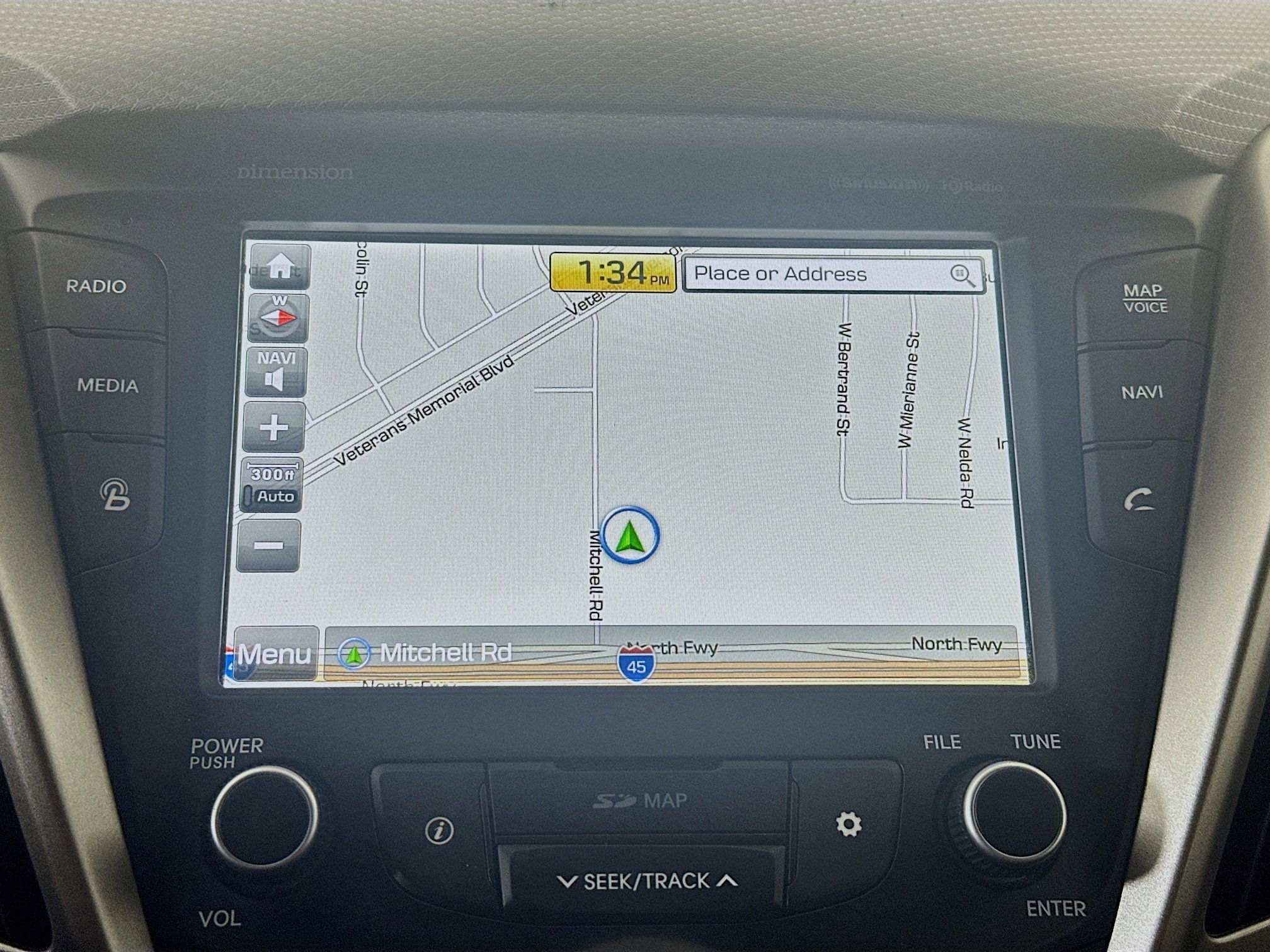 Used 2017 Hyundai Veloster Value Edition image 21