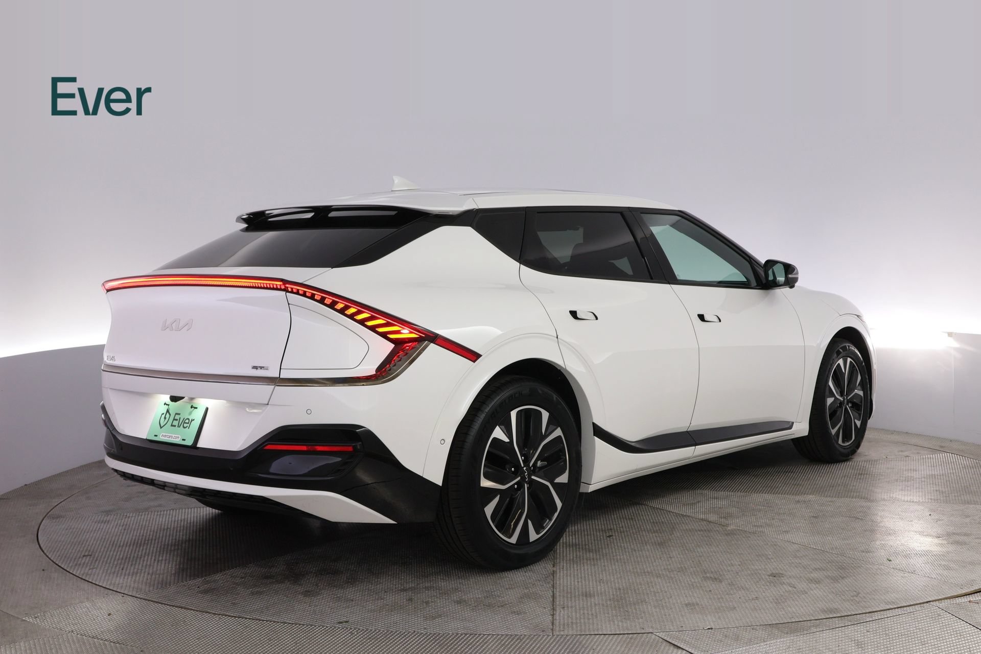 Used 2024 Kia EV6 GT-Line RWD image 3