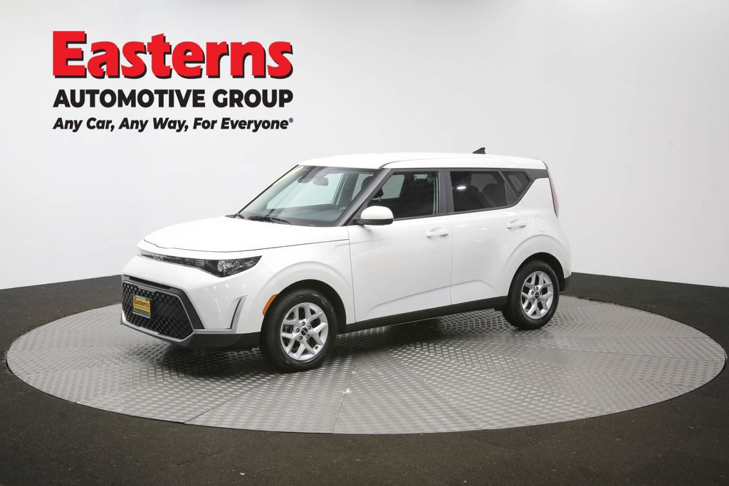 Used 2024 Kia Soul LX w/ Option Group 015 FWD image 54