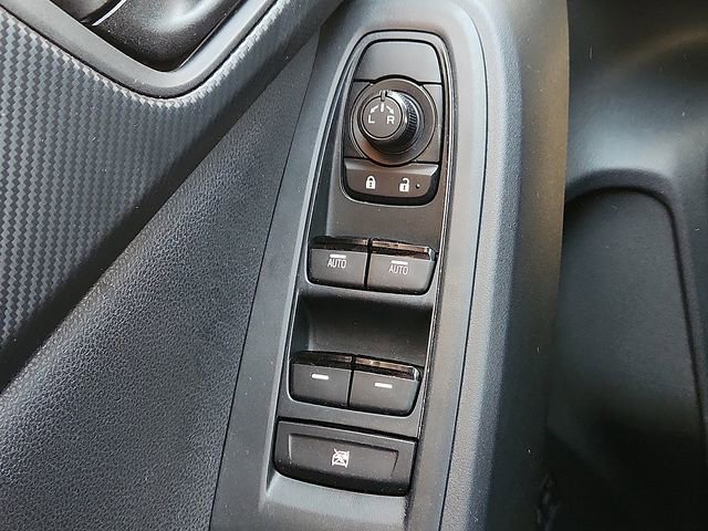 Certified 2025 Subaru Crosstrek 2.0i image 22