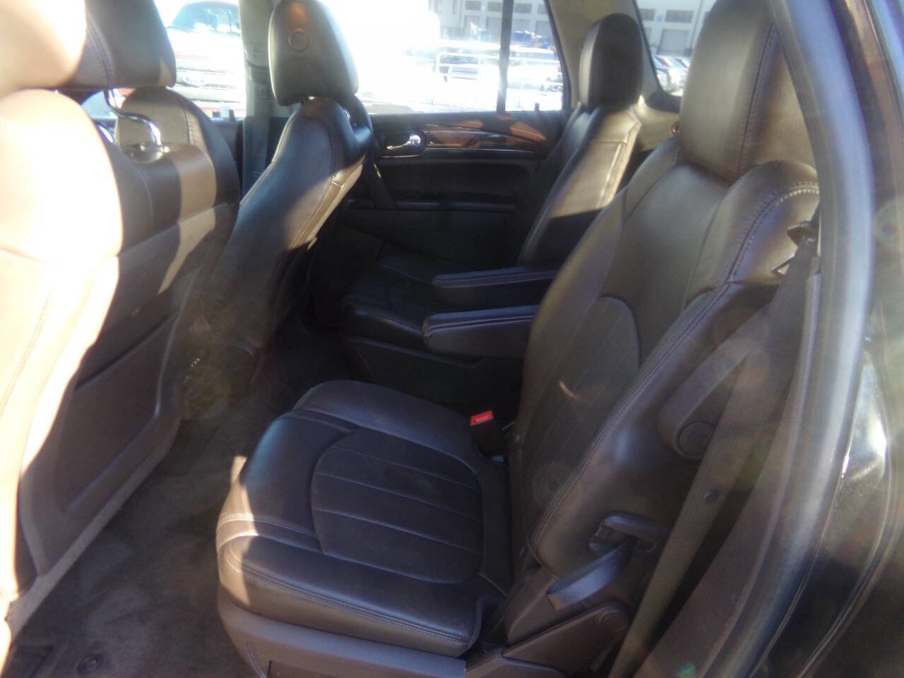 Used 2014 Buick Enclave Premium AWD/4WD image 28