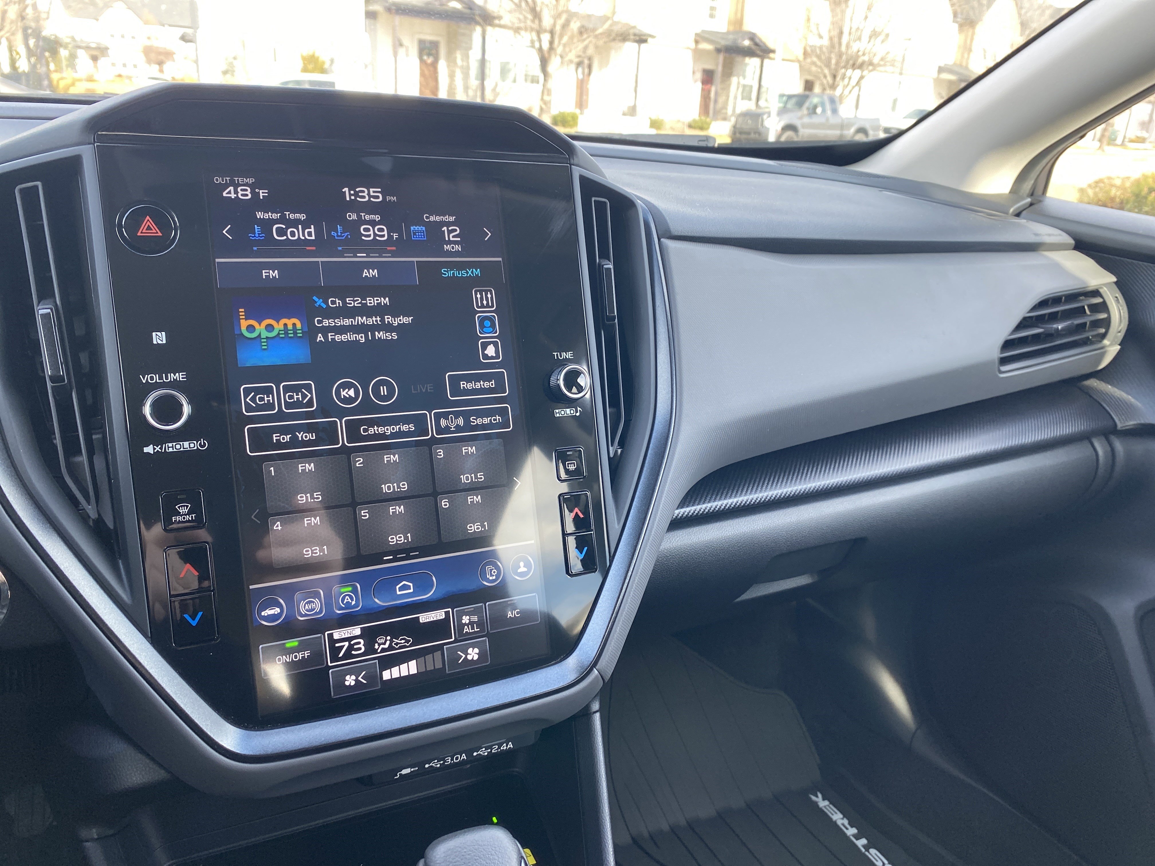 Used 2025 Subaru Crosstrek 2.5i Limited w/ Crosstrek Mirror Package image 13