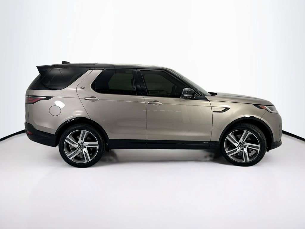 Used 2021 Land Rover Discovery HSE R-Dynamic AWD/4WD image 4