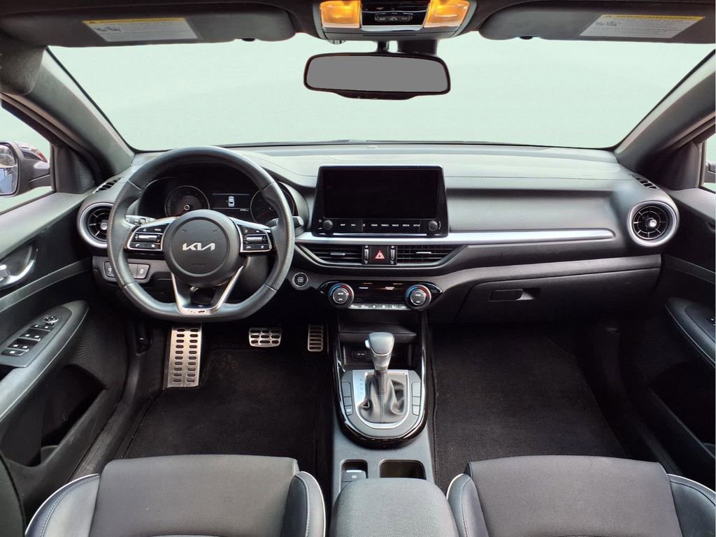 Used 2022 Kia Forte GT-Line w/ GT-Line Technology Package image 15