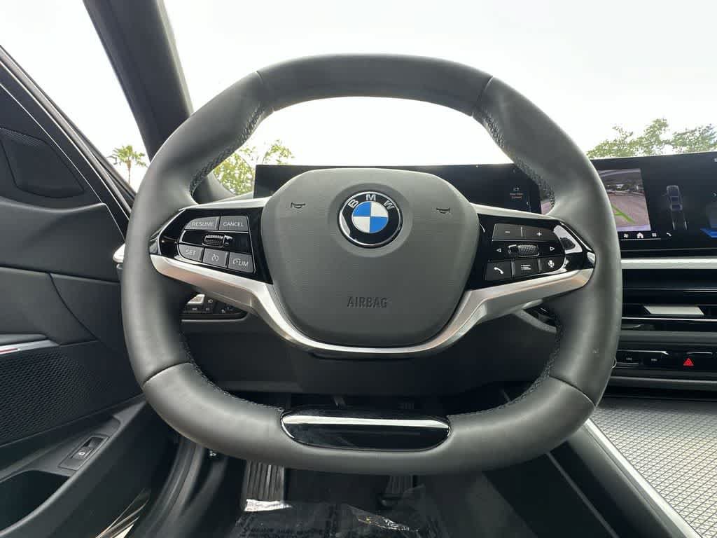 Used 2025 BMW 330i xDrive Sedan w/ Convenience Package AWD/4WD image 15