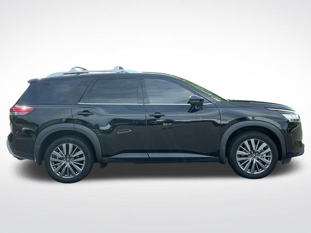Used 2024 Nissan Pathfinder SL w/ SL Premium Package AWD/4WD image 7